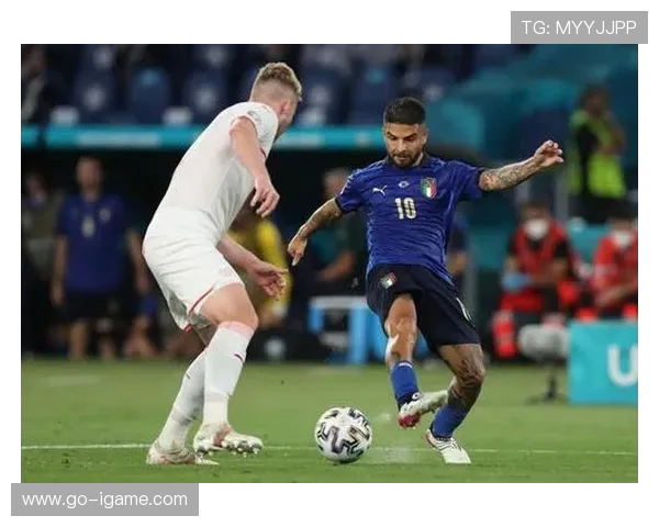 巴拉多与巴伦西的精彩对决揭示足球战术与团队协作的魅力